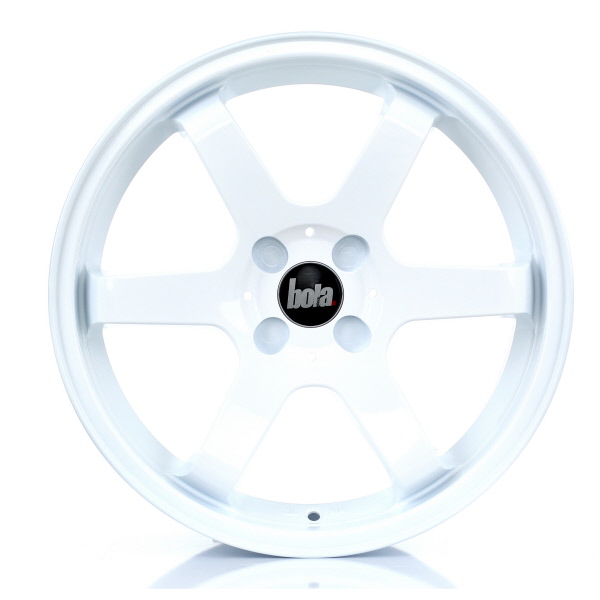 19 Inch Bola B1 White Alloy Wheels